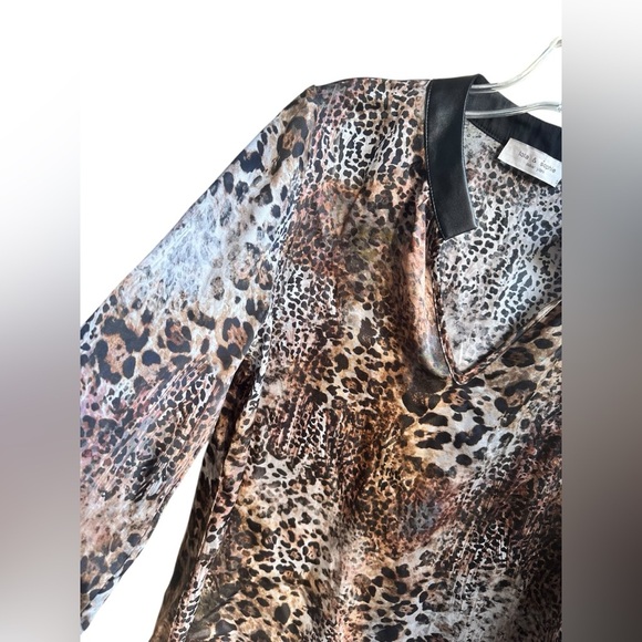 Lola & Sophie Animal Printed Silk Peasant Top With Leather Trim Size Small - Picture 5 of 7